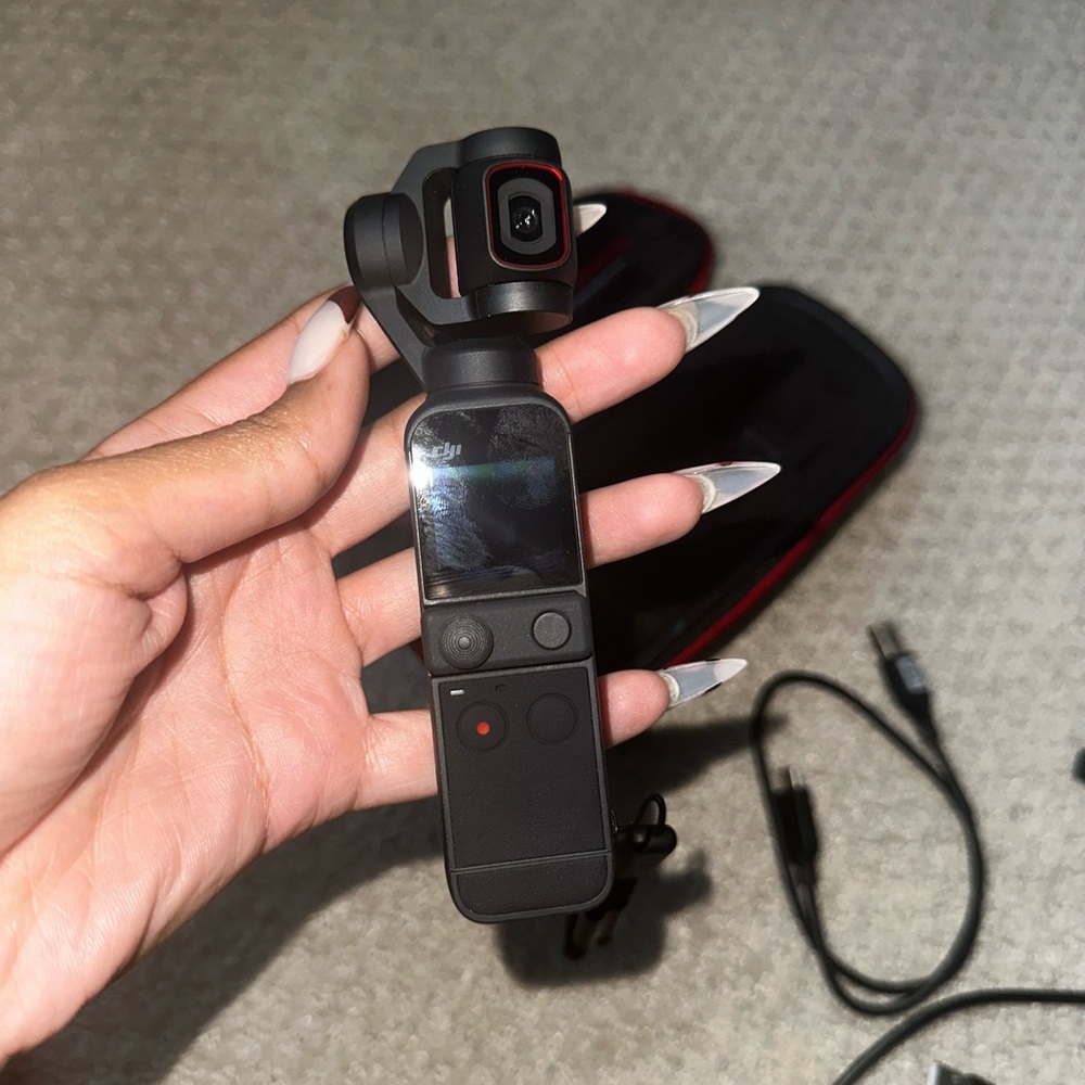 DJI Osmo Pocket 2